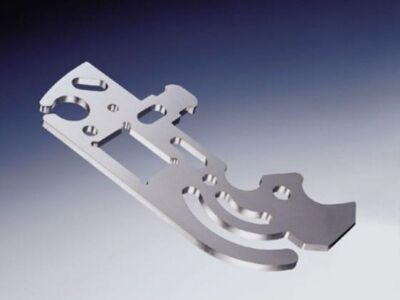 激光切割在钣金加工行业的优势  　　